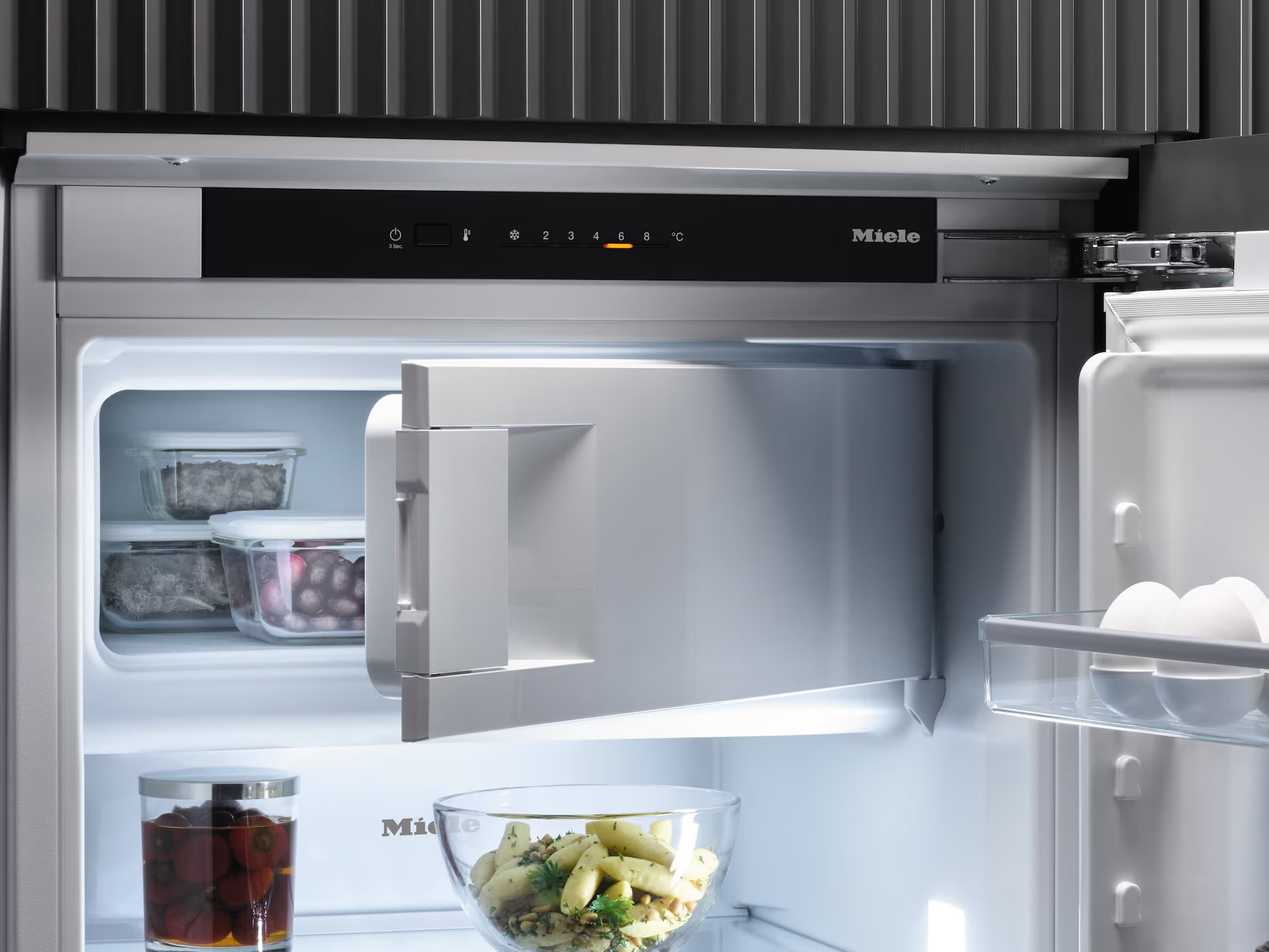 MIELE K7216E koelkast met vriesvak  - 102cm